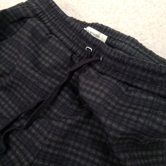 MAX STUDIO TRACK PANT - Picture 4 of 9